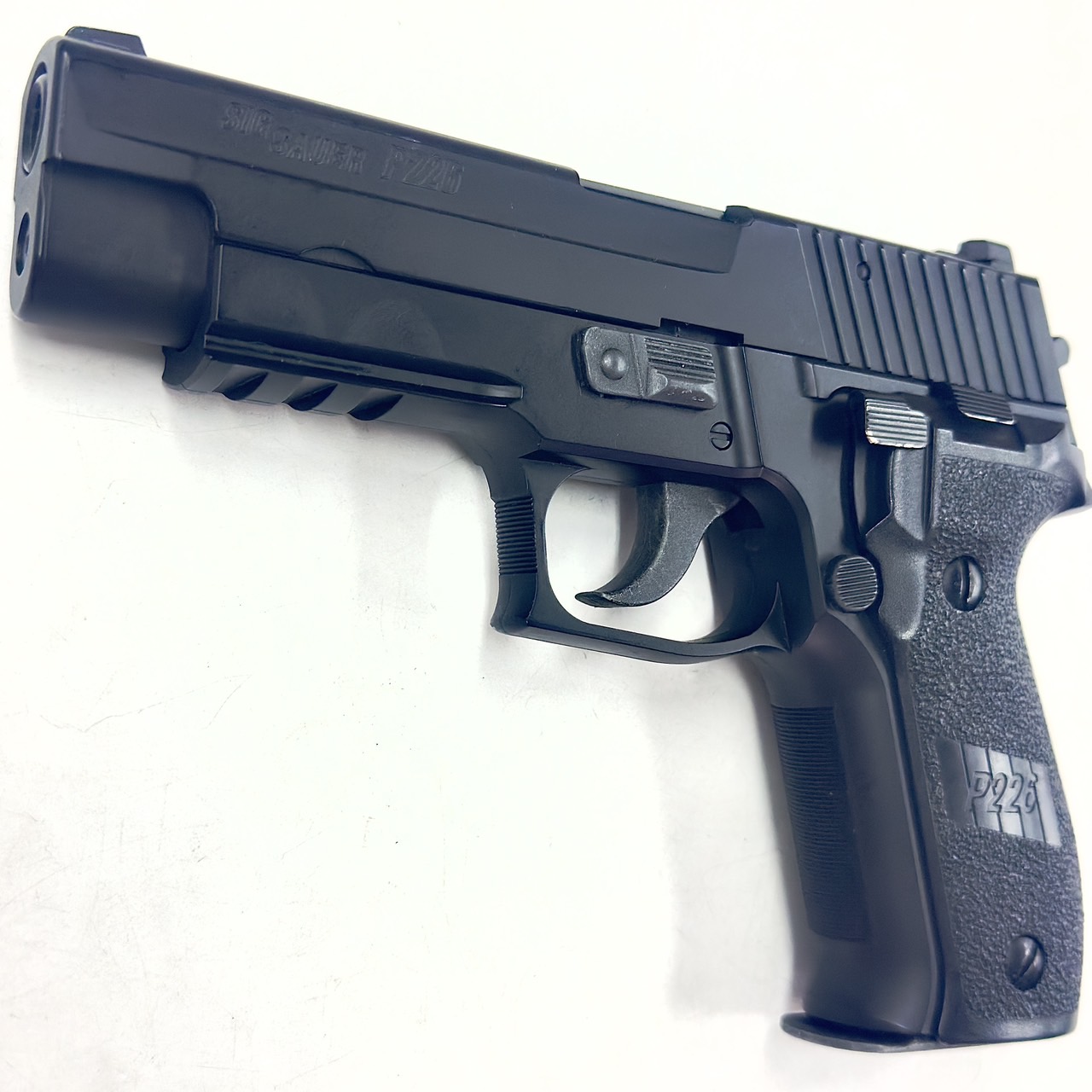 東京マルイ P226 RAIL GBB
